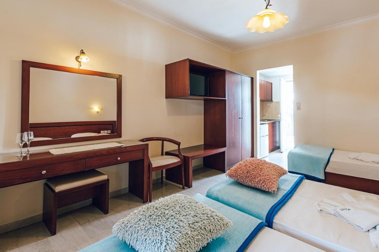 Bluewaves Aparthotel Laganas Exterior photo