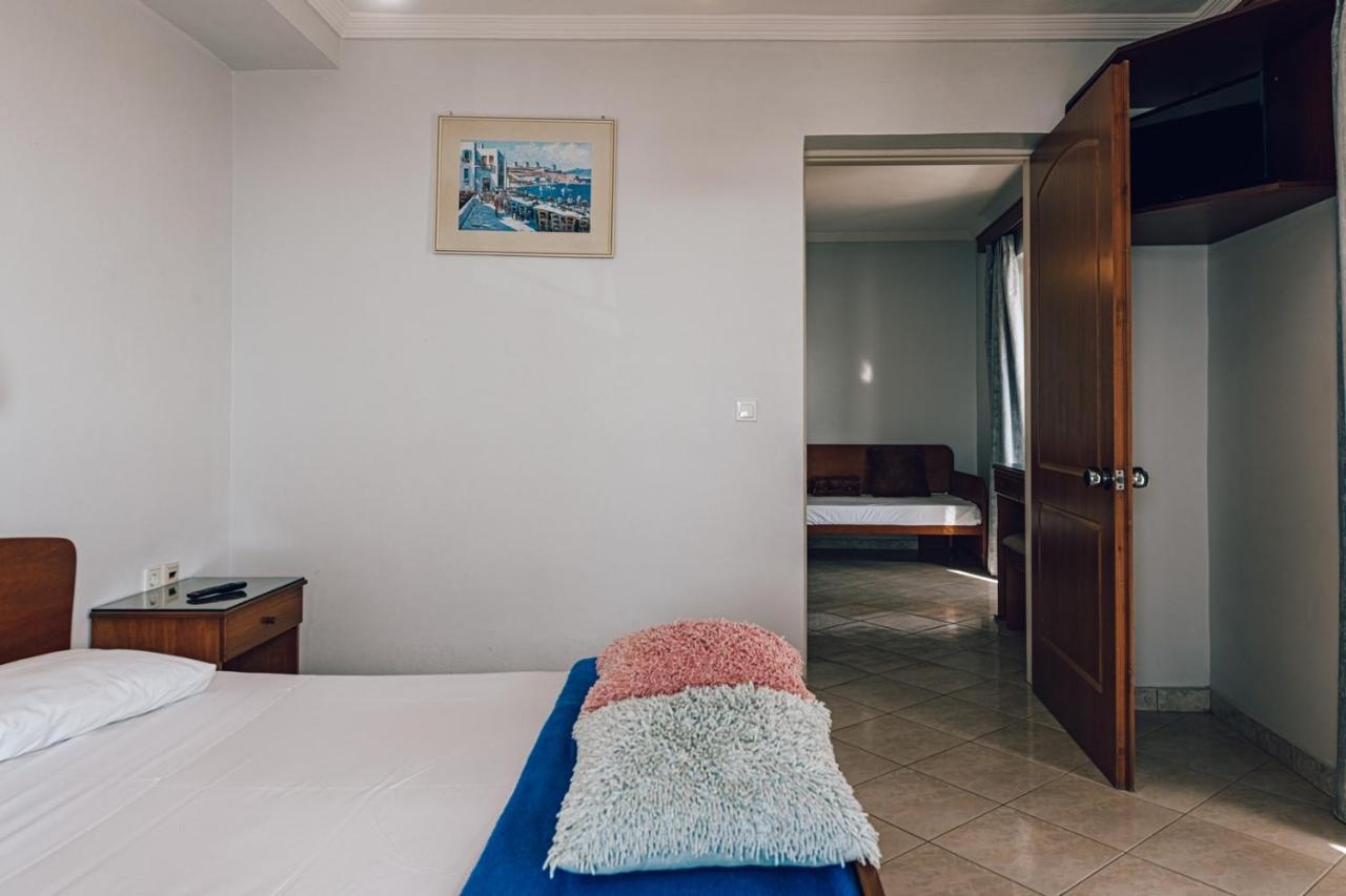 Bluewaves Aparthotel Laganas Exterior photo